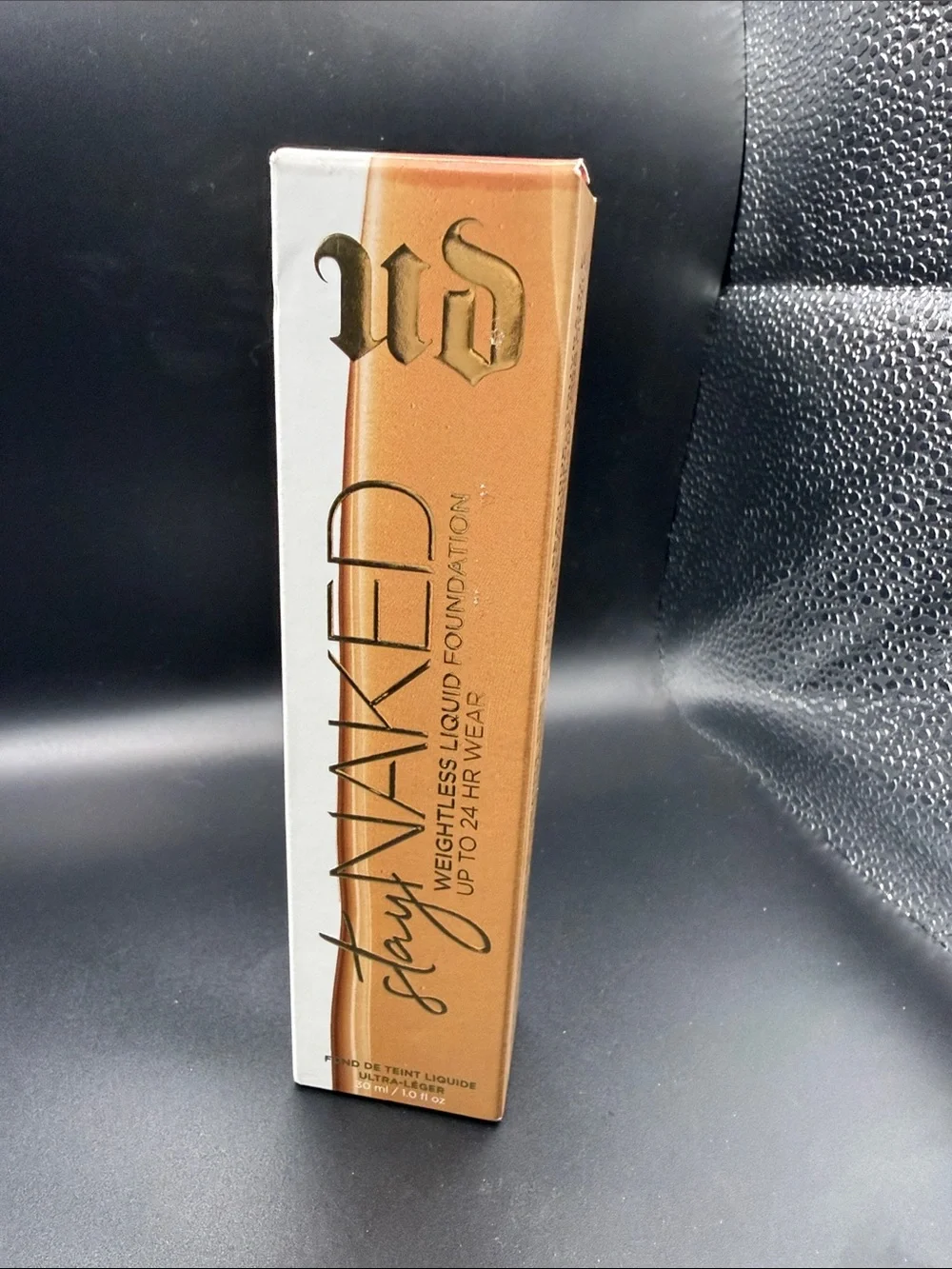 Urban Decay Stay Naked Weightless Liquid Foundation - 40CP- light med cool pink